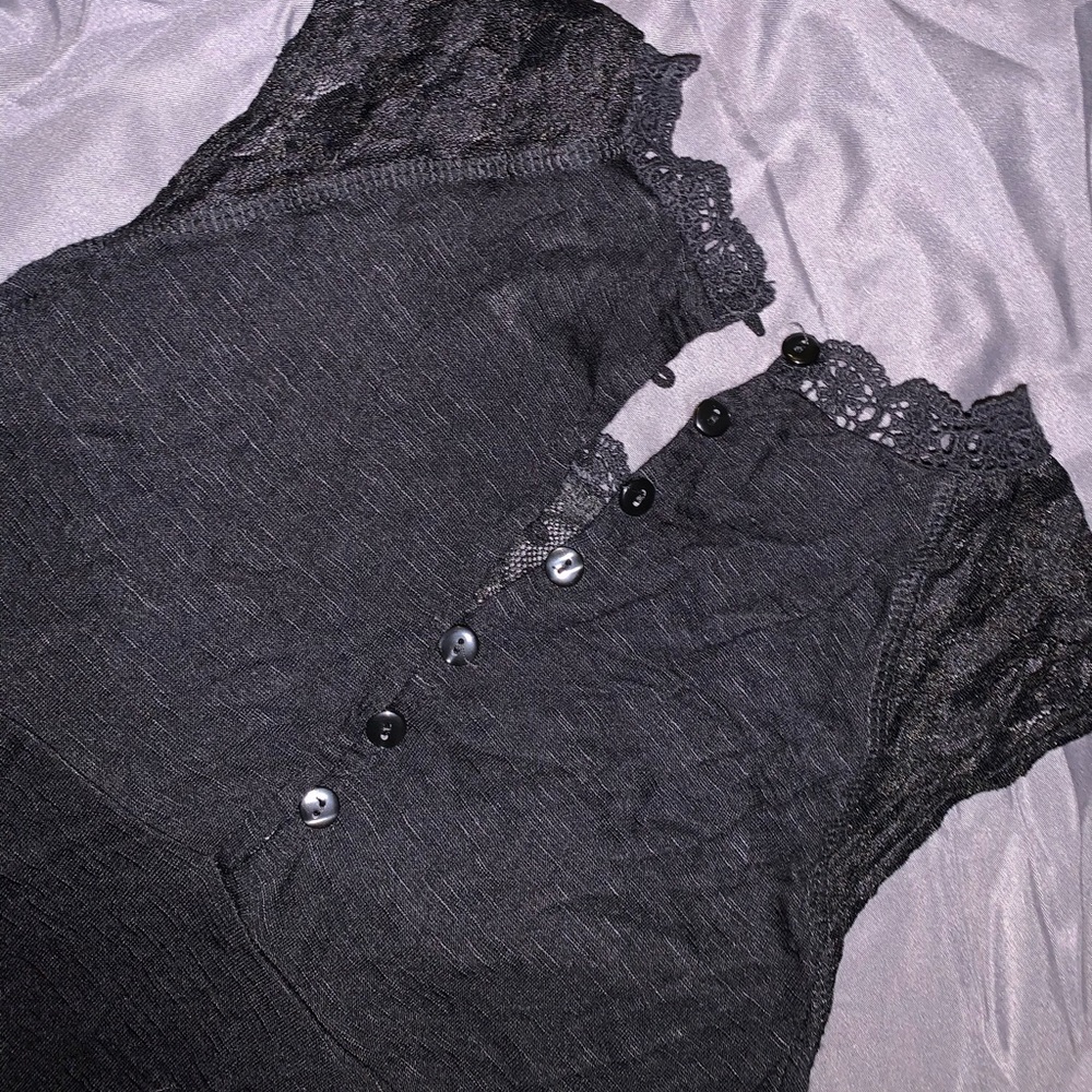 Lace should and upper back cute black shirt